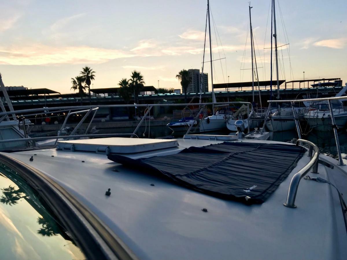 Yacht Experience Barcelona Sant Adria de Besos Exterior foto